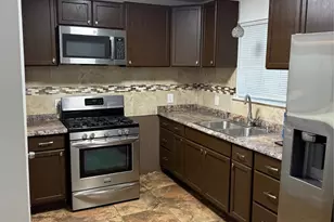 919 Lovett Ct, Tomball, TX 77375 - Photo 4