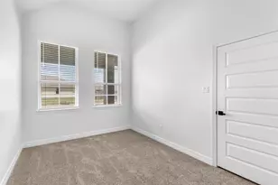 525 Little Spg Ct, Anahuac, TX 77514 - Photo 32