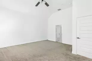 525 Little Spg Ct, Anahuac, TX 77514 - Photo 24