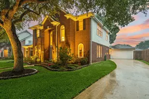 3226 Pleasant Cove Ct, Houston, TX 77059 - Photo 2