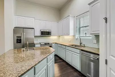 14910 Leeward Drive #304, Corpus Christi, TX 78418 - Photo 16