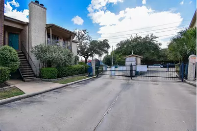 2121 Hepburn Street #205, Houston, TX 77054 - Photo 16