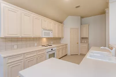 4839 Taylor Lake Court, Richmond, TX 77407 - Photo 14