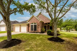 4839 Taylor Lake Ct, Richmond, TX 77407 - Photo 2