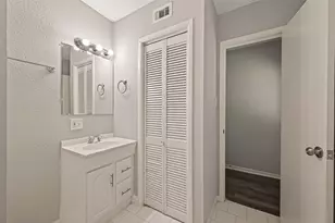 2422 Florence St, La Marque, TX 77568 - Photo 28