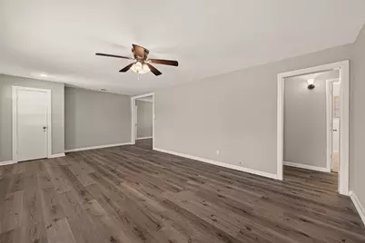 2422 Florence Street, La Marque, TX 77568 - Photo 6