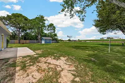 2422 Florence Street, La Marque, TX 77568 - Photo 34