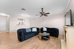 17557 Red Oak Dr, Houston, TX 77090 - Photo 2