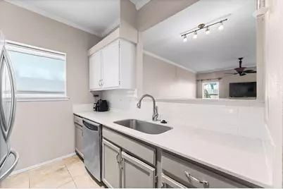 17557 Red Oak Drive #7557, Houston, TX 77090 - Photo 14