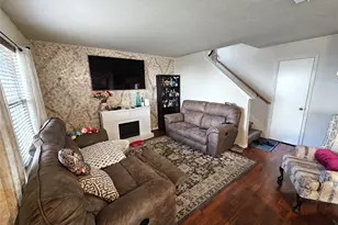 9118 Iron Springs Dr, Houston, TX 77034 - Photo 4