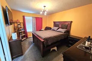 9118 Iron Springs Dr, Houston, TX 77034 - Photo 14