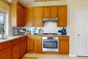 18306 Farriswood Ct, Cypress, TX 77433 - Photo 10