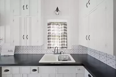 1005 W Orange, Orange, TX 77630 - Photo 6