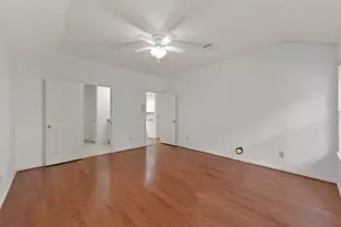 166 Burgandy Vine Ct, The Woodlands, TX 77384 - Photo 14