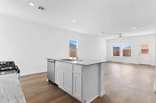 9026 Rose Water Trail, Iowa Colony, TX 77583 - Photo 8