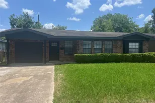 6829 Driftwood St, Houston, TX 77021 - Photo 2