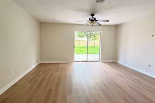 12010 Flushing Meadows Dr, Houston, TX 77089 - Photo 6