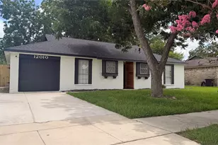 12010 Flushing Meadows Dr, Houston, TX 77089 - Photo 2