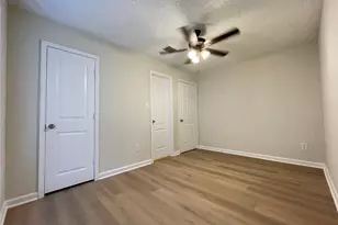 12010 Flushing Meadows Dr, Houston, TX 77089 - Photo 10