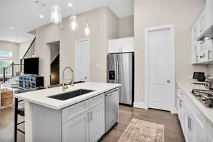 2020 McGowen St, Houston, TX 77004 - Photo 12