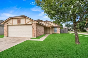 10302 Bushy Creek Dr, Houston, TX 77070 - Photo 2