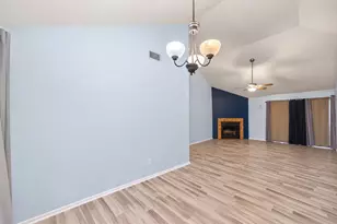 10302 Bushy Creek Dr, Houston, TX 77070 - Photo 10