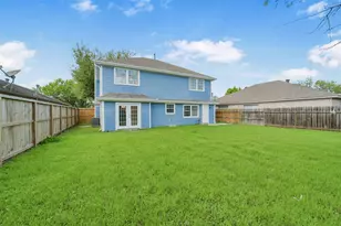 10715 Nobility Dr, Houston, TX 77099 - Photo 34