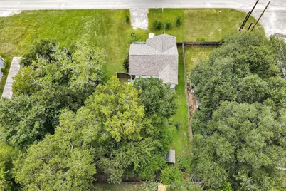 221 Carrell Street, Tomball, TX 77375 - Photo 44