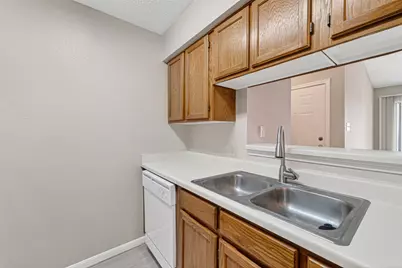 12550 Whittington Drive #610, Houston, TX 77077 - Photo 10