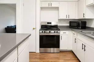 4040 San Felipe St, Houston, TX 77027 - Photo 6