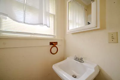 603 N Resident Street, Wharton, TX 77488 - Photo 38