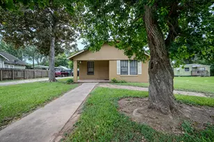 603 N Resident St, Wharton, TX 77488 - Photo 4