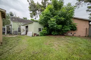 603 N Resident St, Wharton, TX 77488 - Photo 44