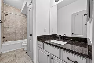 19230 S Cottonwood Green Ln, Cypress, TX 77433 - Photo 30