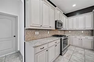 19230 S Cottonwood Green Ln, Cypress, TX 77433 - Photo 20