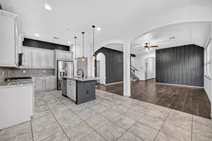 19230 S Cottonwood Green Ln, Cypress, TX 77433 - Photo 18