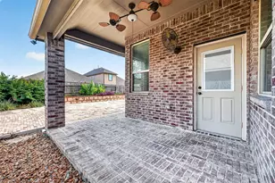 19230 S Cottonwood Green Ln, Cypress, TX 77433 - Photo 36