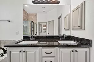 19230 S Cottonwood Green Ln, Cypress, TX 77433 - Photo 32
