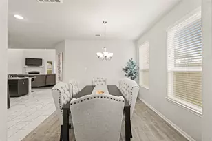 11107 Larkspur Dl Ct, Houston, TX 77044 - Photo 10