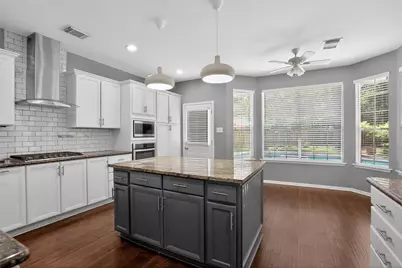 19 Heather Wisp Place, The Woodlands, TX 77381 - Photo 20