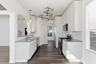 40 Morro Bay Dr, Manvel, TX 77578 - Photo 16