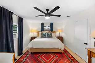 114 E Obryant St, Bellville, TX 77418 - Photo 16