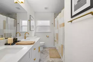 114 E Obryant St, Bellville, TX 77418 - Photo 12