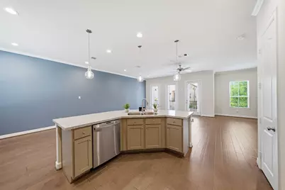 10616 Centre Shadows Drive, Houston, TX 77043 - Photo 10