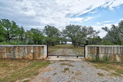 303 Lake View Drive, Spicewood, TX 78669 - Photo 6