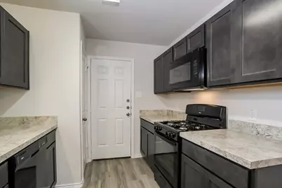 8514 Oak Grove Church Street, Houston, TX 77028 - Photo 2