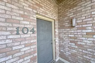 8100 Cambridge St, Houston, TX 77054 - Photo 2