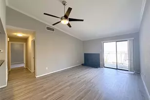 8100 Cambridge St, Houston, TX 77054 - Photo 10