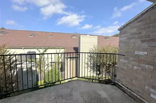 8100 Cambridge St, Houston, TX 77054 - Photo 20