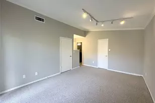 8100 Cambridge St, Houston, TX 77054 - Photo 14